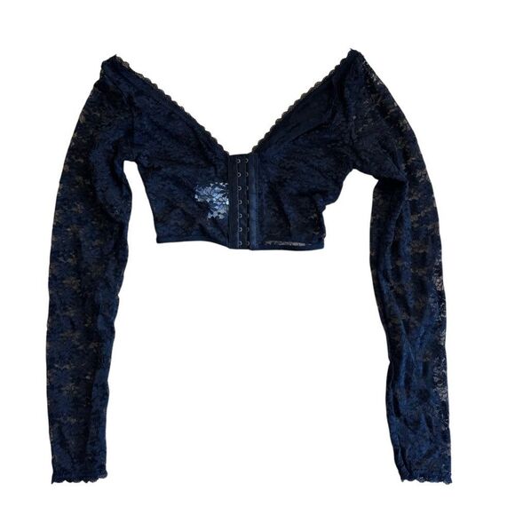 NWT Forever 21 Floral Lace Long Sleeve Cropped Lingerie V Neck Top Size Small - Picture 4 of 5